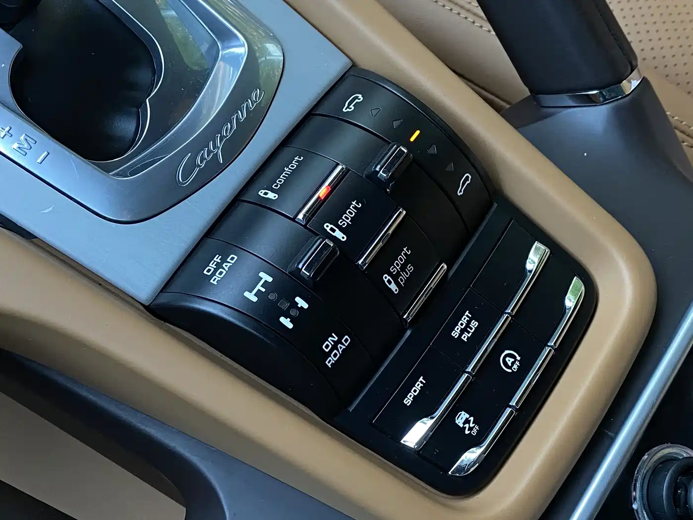 Porsche Cayenne 2015 Cayenne Turbo 4.8T фото 11
