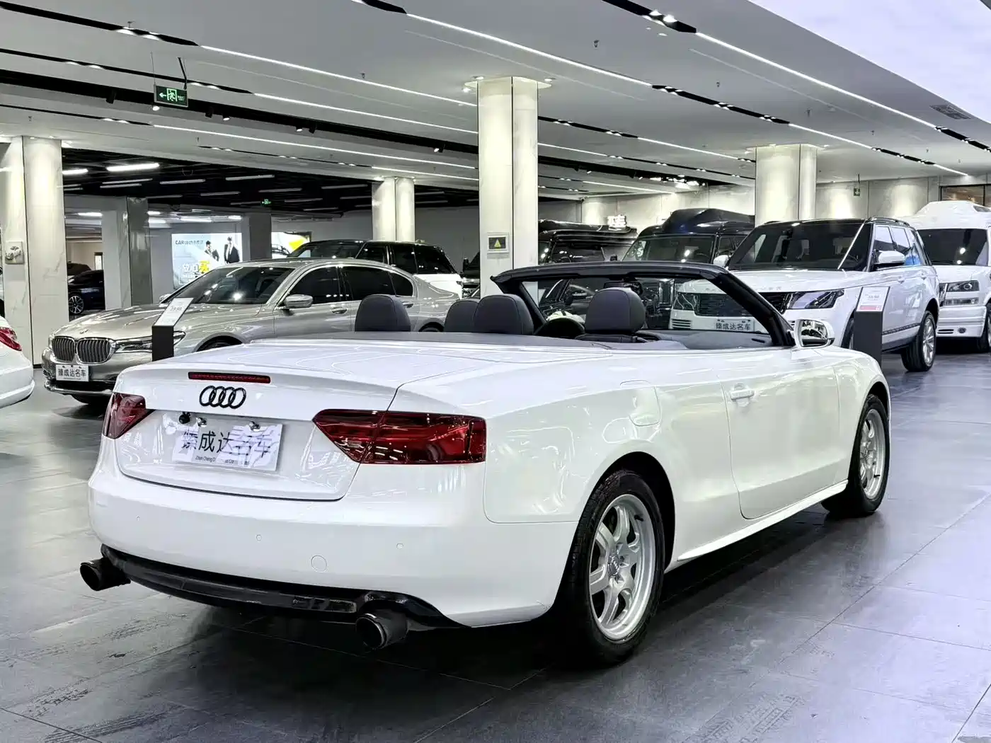 Audi A5 (Import) 2010 2.0TFSI Cabriolet фото 5