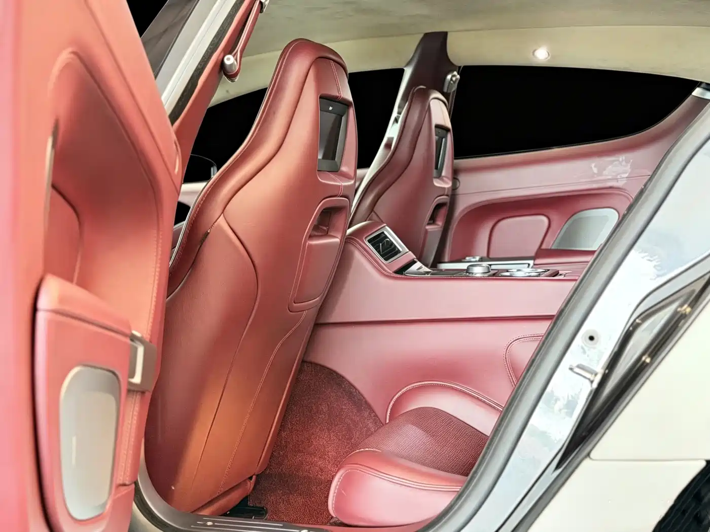 Aston Martin Rapide 2014 2013 6.0L S