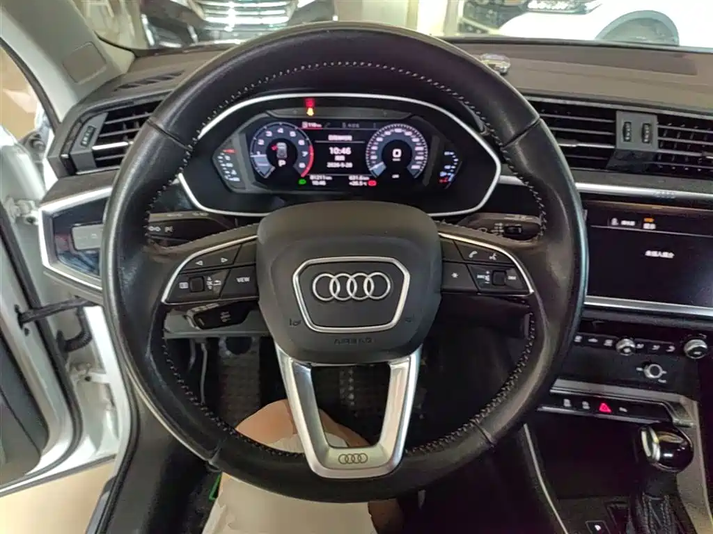 Audi Q3 2019 35 TFSI Progressive Sport фото 11