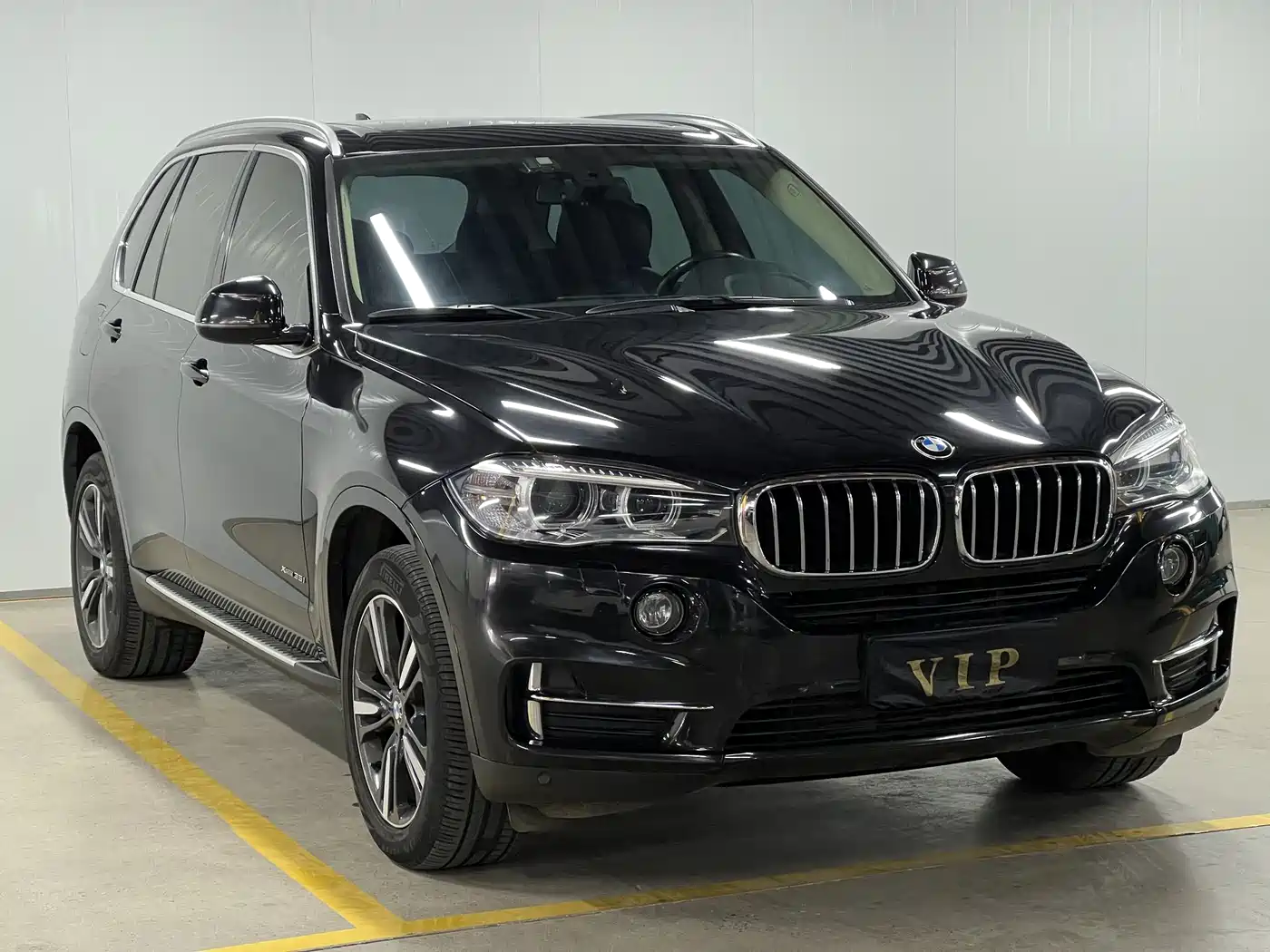 BMW X5 (Import) 2018 xDrive35i Elegant Model фото 3