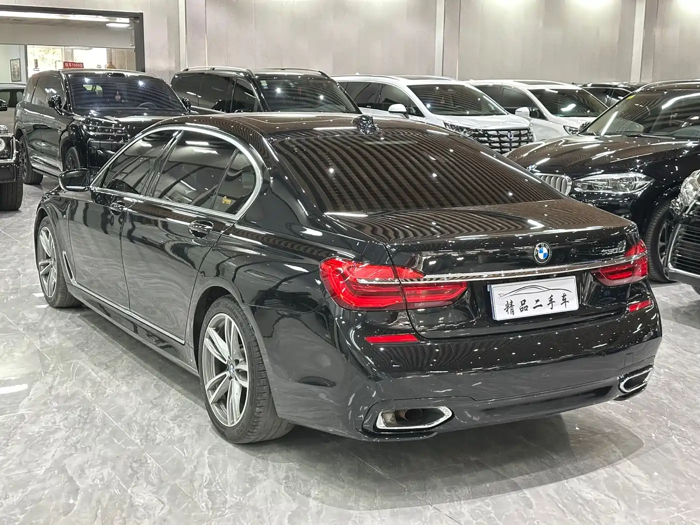 BMW 7 Series 2018 730Li Leading Type M Sport Package фото 6