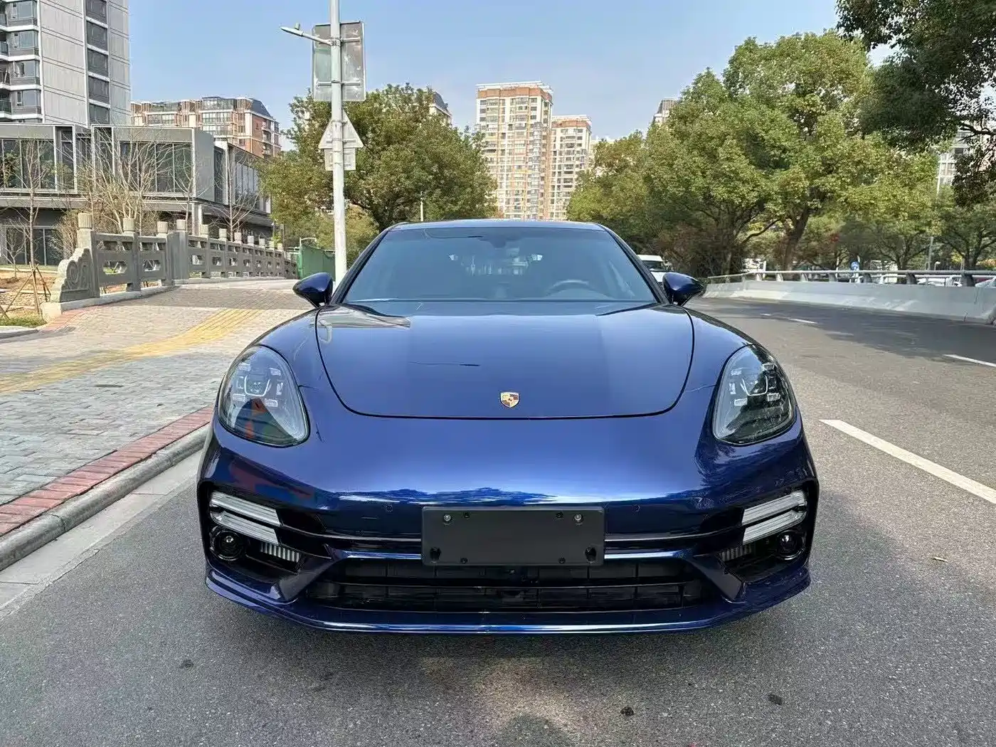 Porsche Panamera 2017 Panamera 4 Executive Long Wheelbase 3.0T фото 2