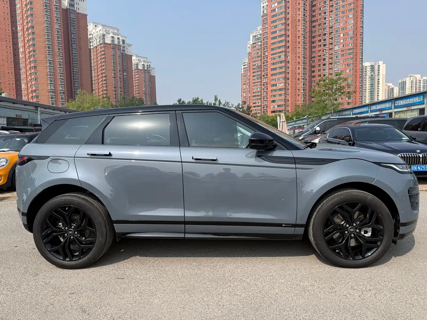 Land Rover Range Rover Evoque 2020 249PS R-DYNAMIC S Sport Edition фото 14