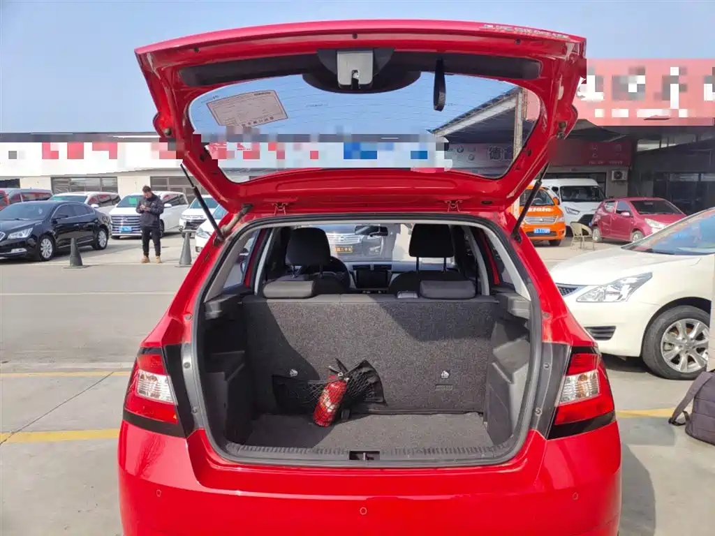 Škoda Fabia 2017 1.4L Auto Car Enjoy Edition фото 22
