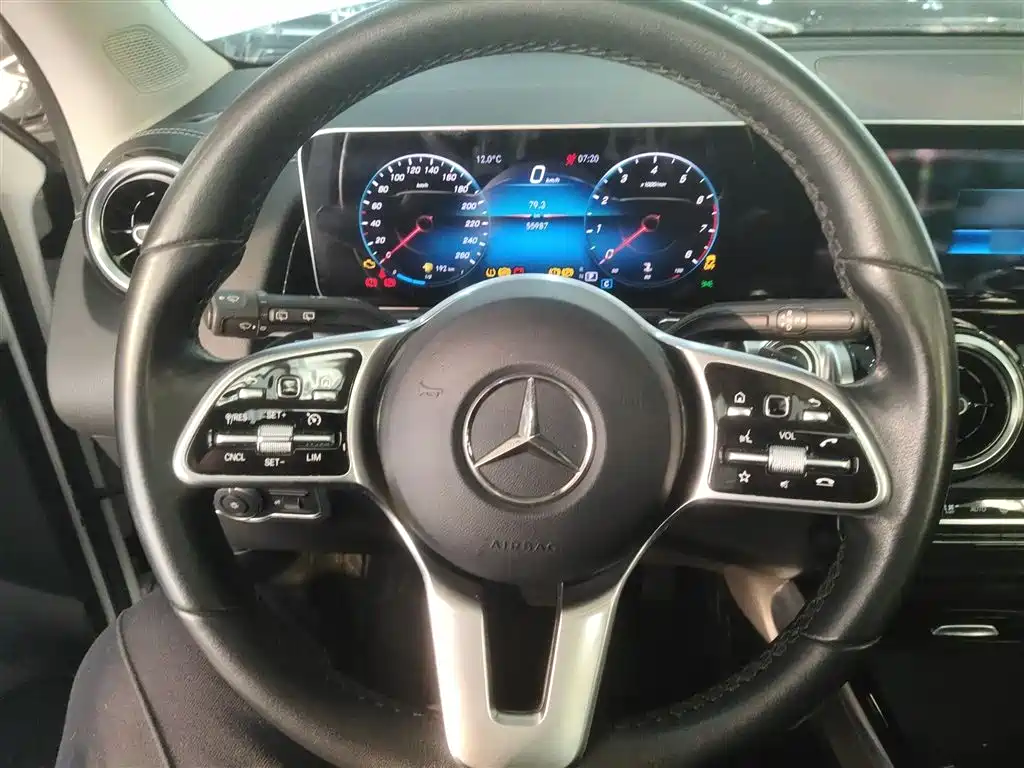 Mercedes-Benz GLB 2020 GLB 200 Dynamic фото 7