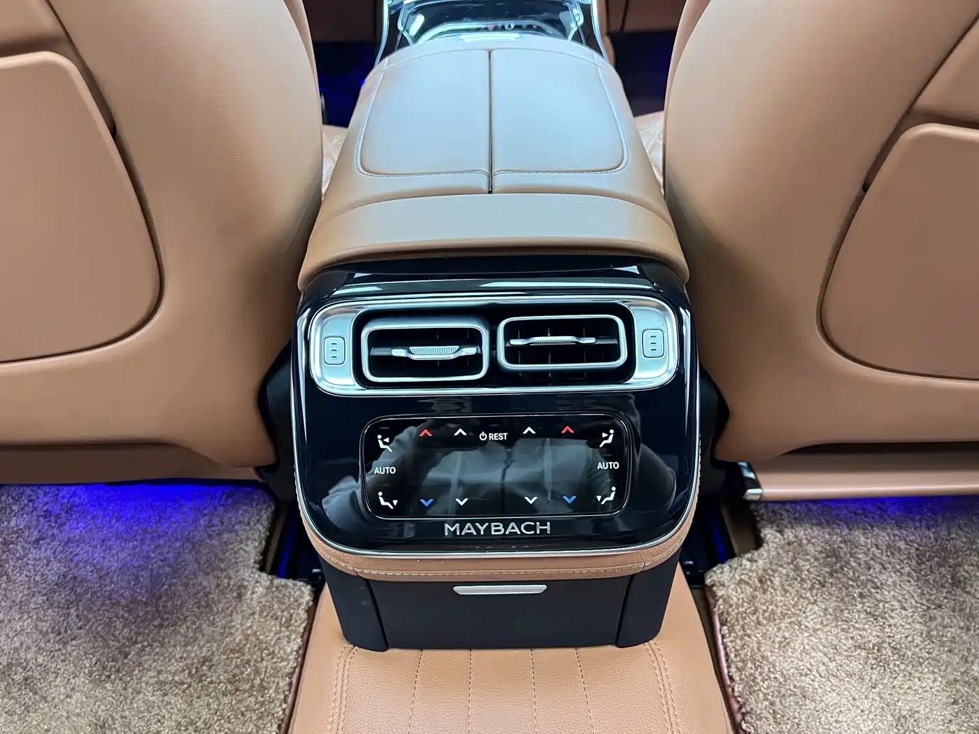 Mercedes-Benz Maybach S-Class 2024 S 480 4MATIC фото 31
