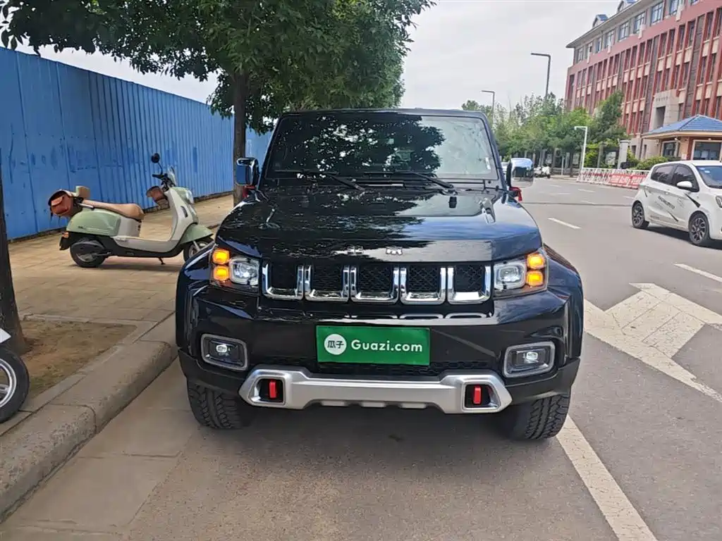 BAIC ORV Beijing Offroad BJ40 2024 2.0T Urban Hunter Glory Edition фото 3