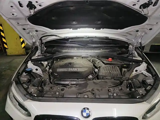 BMW 1 Series 2021 Facelift 125i M Sport Shadow Edition — фото 3