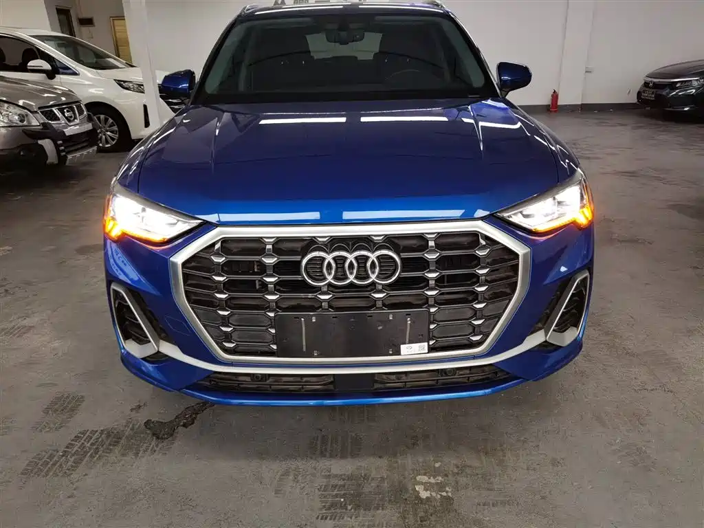 Audi Q3 2021 40 TFSI Fashion Sport фото 3