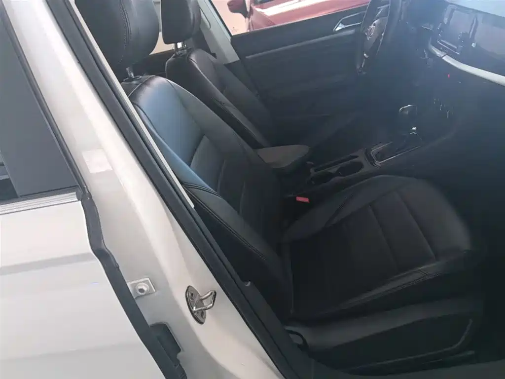 Volkswagen Lavida 2019 1.5L Automatic Comfort Edition China VI фото 25