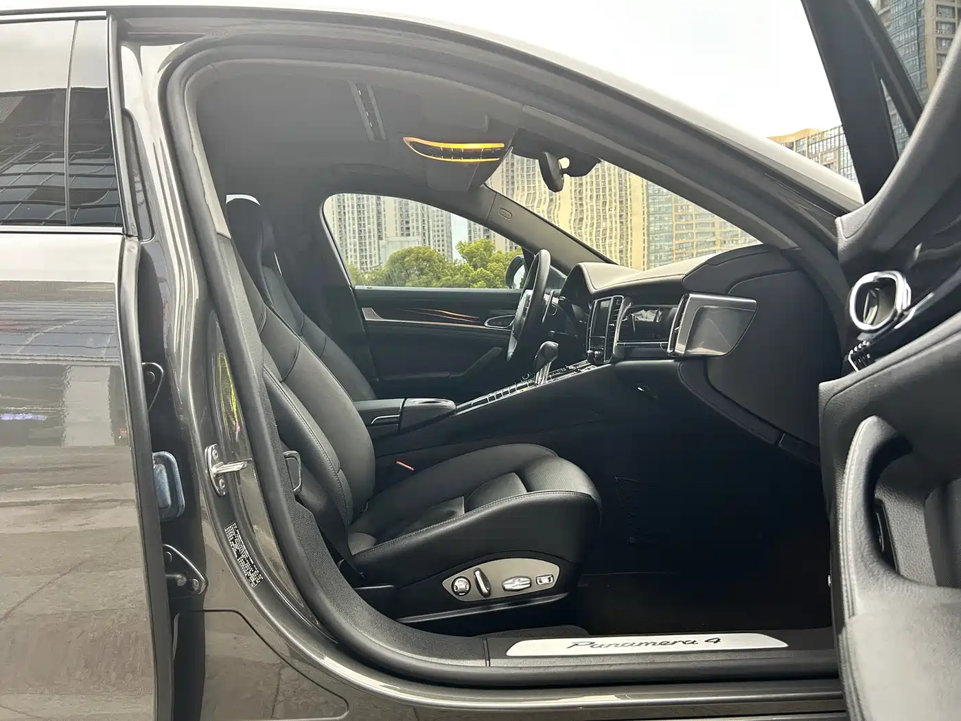 Porsche Panamera 2014 Panamera 4 3.0T фото 10