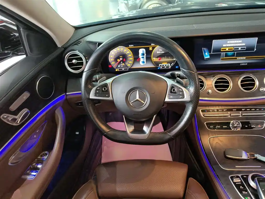 Mercedes-Benz E-Class 2018 E 200 L Sport фото 7