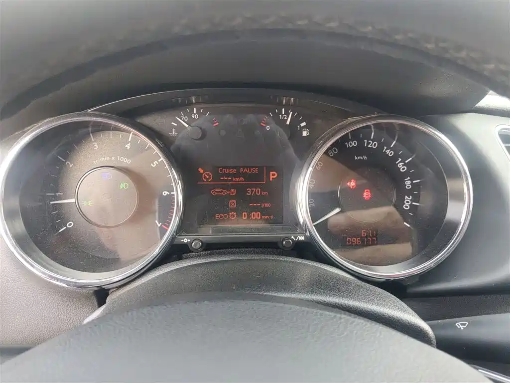 Peugeot 3008 2015 1.6THP Automatic Trend Edition фото 8