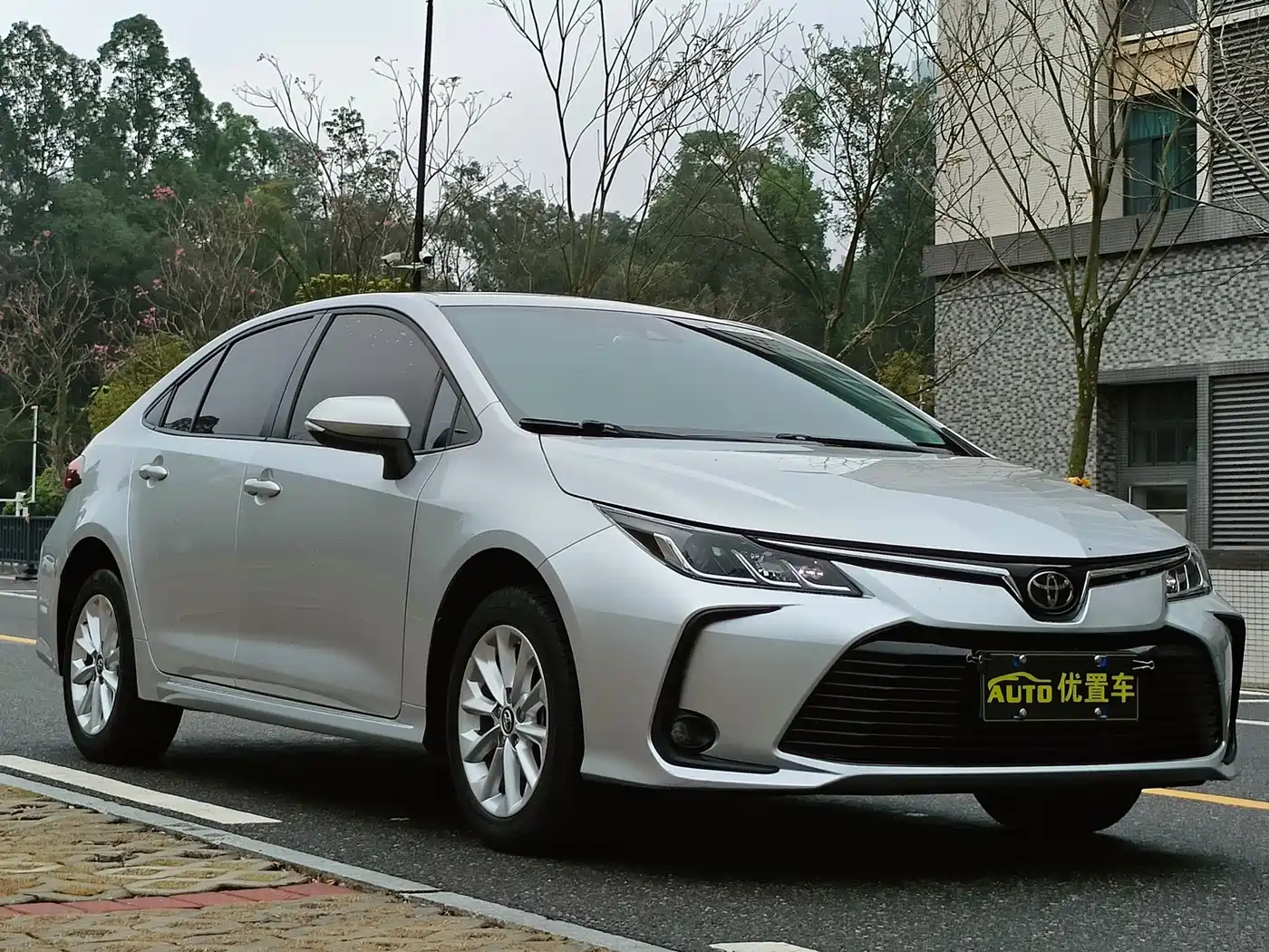 Toyota Corolla 2021 1.2T S-CVT Elite PLUS Edition фото 11