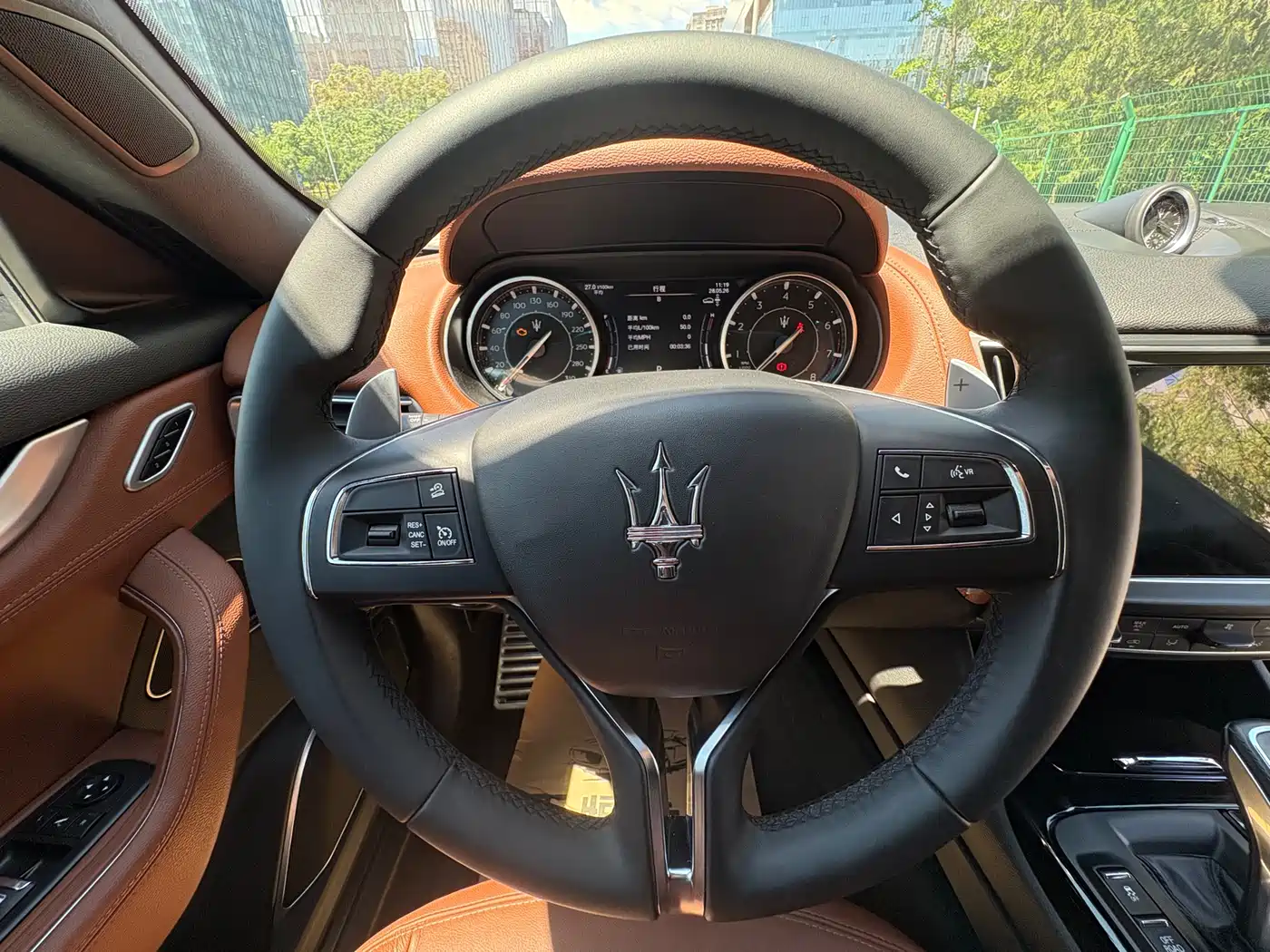 Maserati Levante 2021 3.0T Standard Edition фото 8