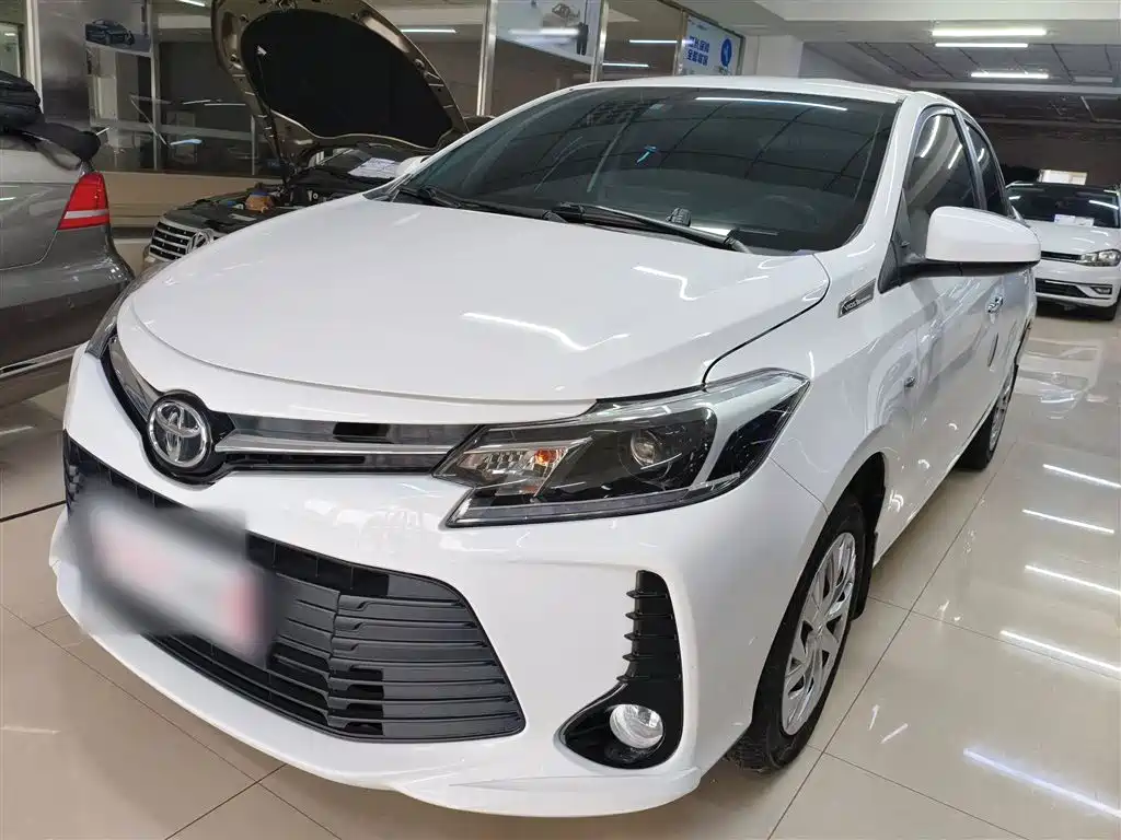 Toyota Vios 2022 1.5L 20th Anniversary Edition фото 2