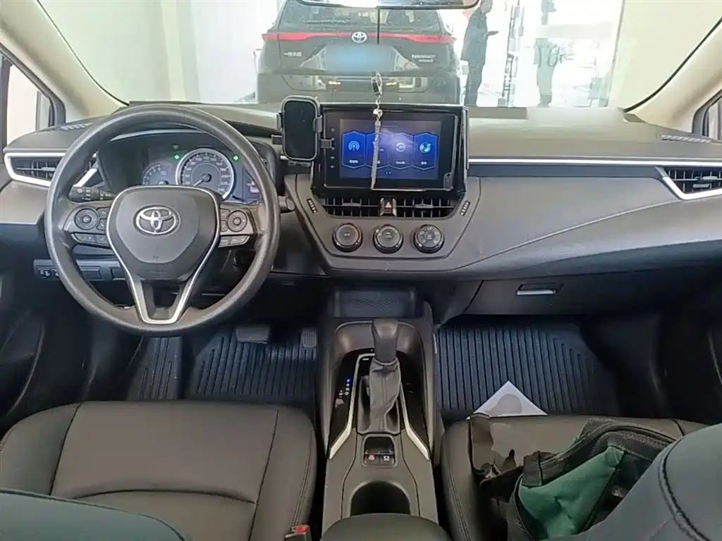 Toyota Corolla 2021 1.2T S-CVT Pioneer Edition фото 10