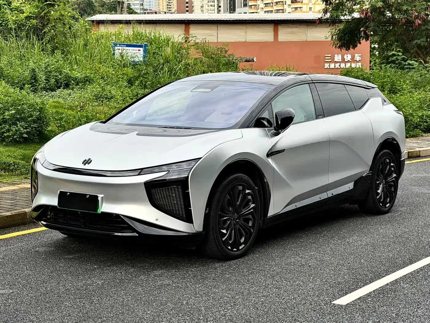 HiPhi X 2021 Flagship Edition 6-Seater