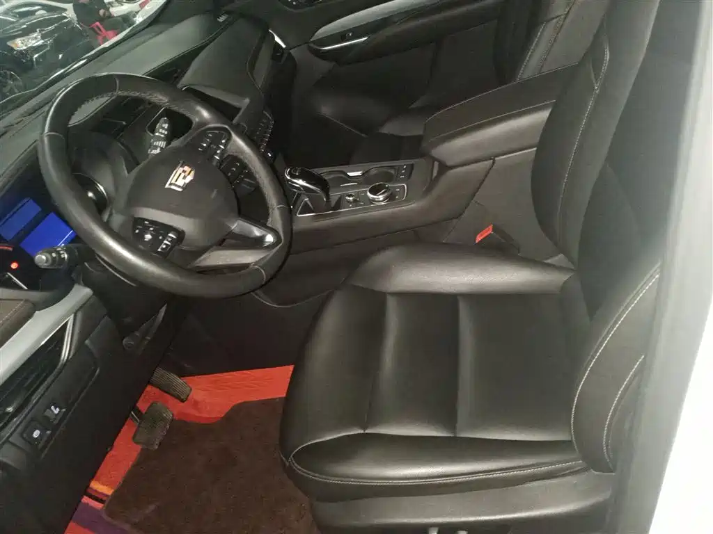 Cadillac XT4 2021 28T FWD Luxury Edition фото 15