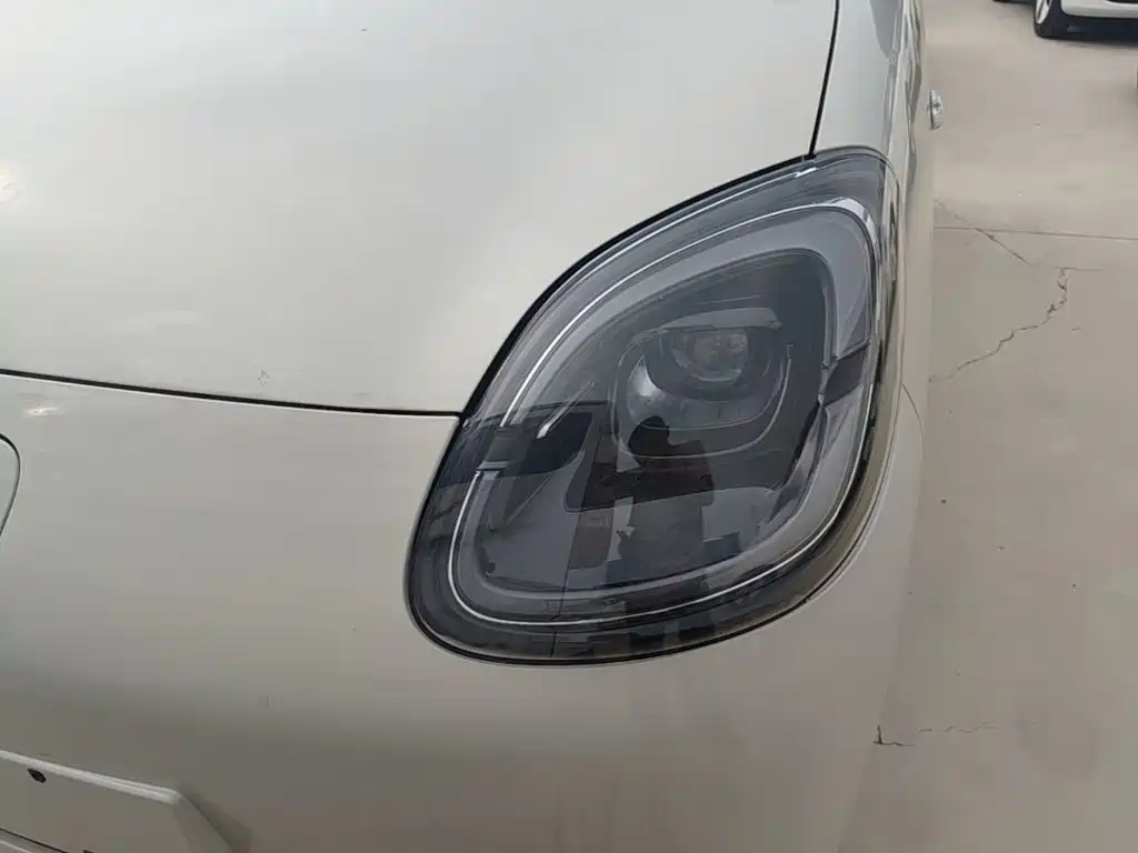 Wuling Motors Hongguang MINIEV 2026 2025 4-Door Advanced