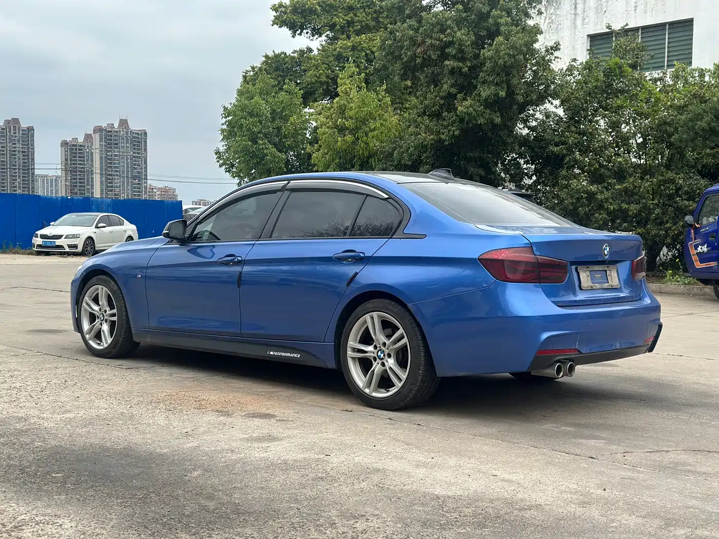 BMW 3 Series 2019 320Li M Luxury Package фото 4