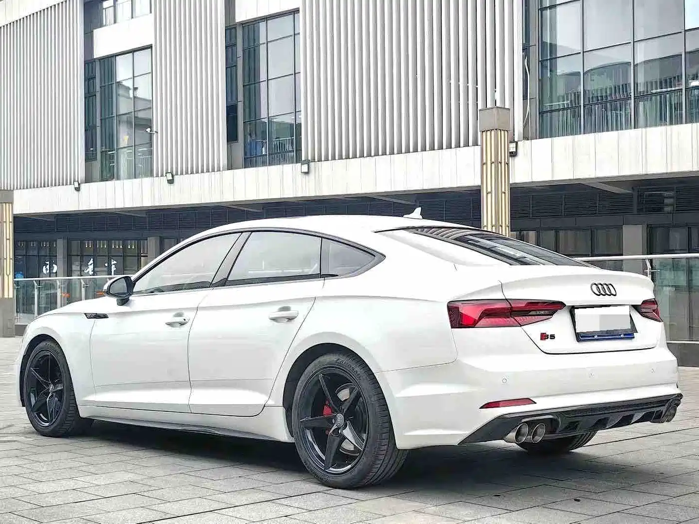 Audi A5 (Import) 2017 Sportback 40 TFSI Fashion фото 9
