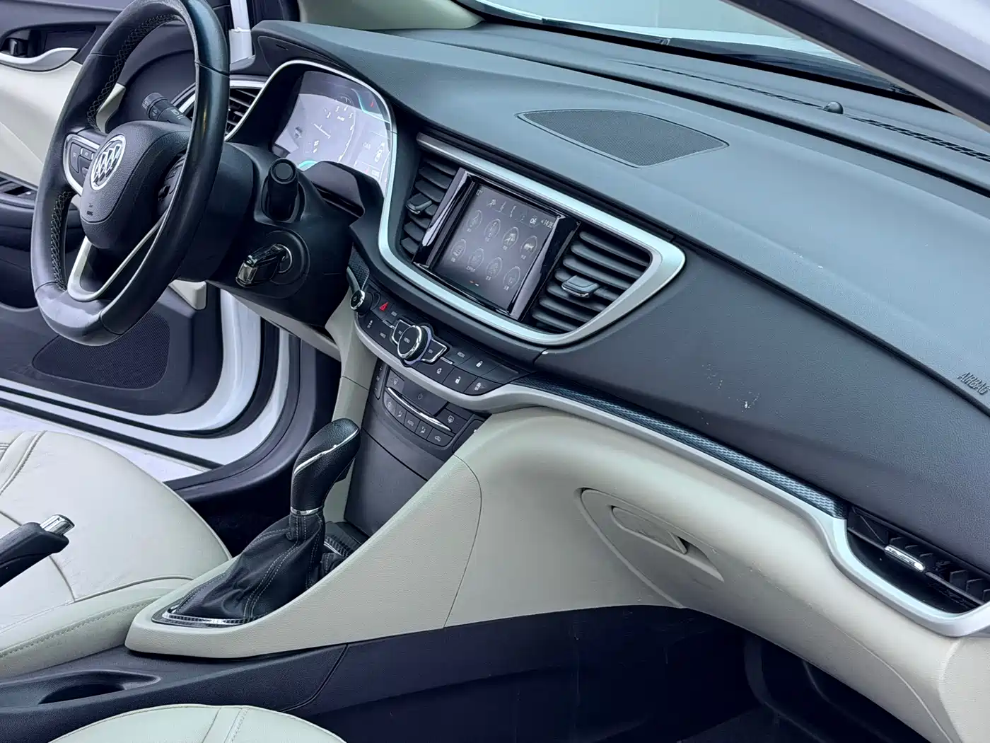 Buick Excelle 2019 15T DCT Connected Elite (China V) фото 7