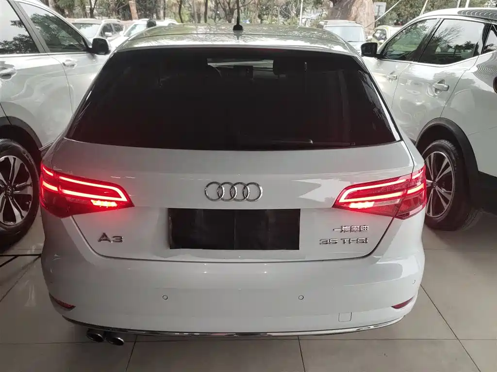 Audi A3 2019 Sportback 35 TFSI Progressive China V фото 6