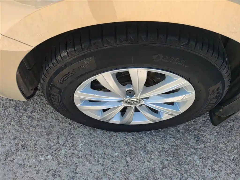 Volkswagen Bora 2016 Model 1.6L Automatic Fashion фото 23