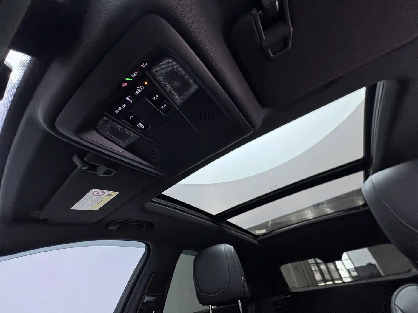 Cadillac XT4 2022 28T FWD Style фото 14