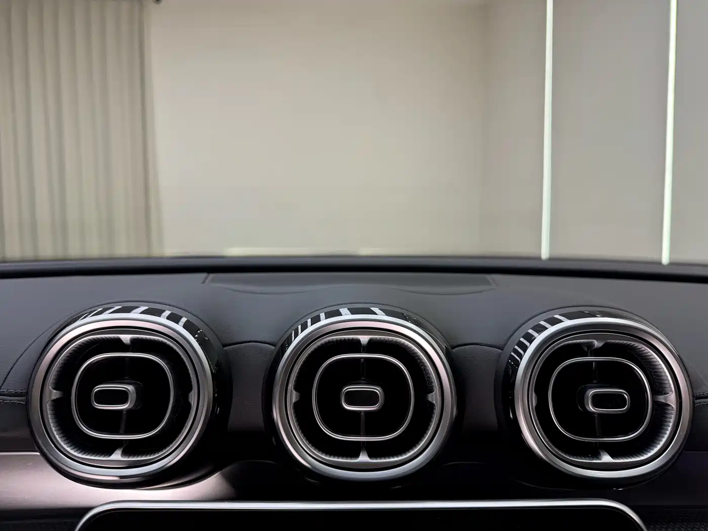 Mercedes-Benz C-Class 2024 Facelift C 260 L Moonlight Sport фото 24