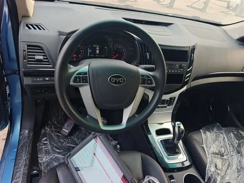 BYD e5 2018 Mobility Edition фото 11