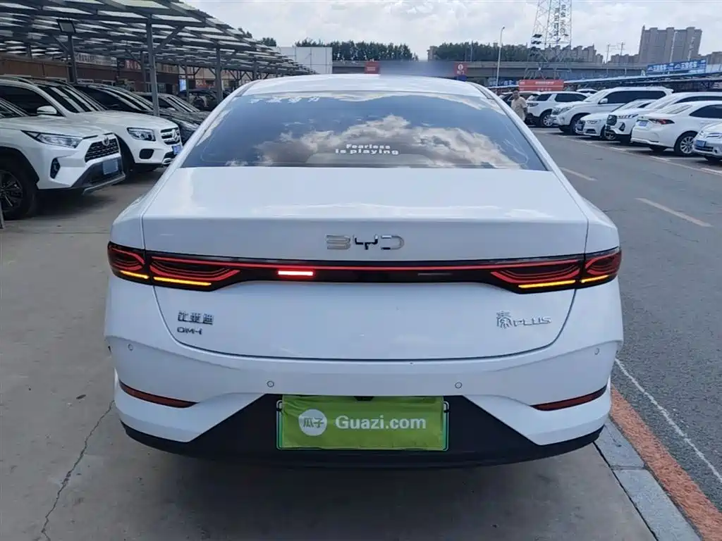 BYD Qin PLUS 2025 DM-i Smart Drive 55KM Leader фото 6