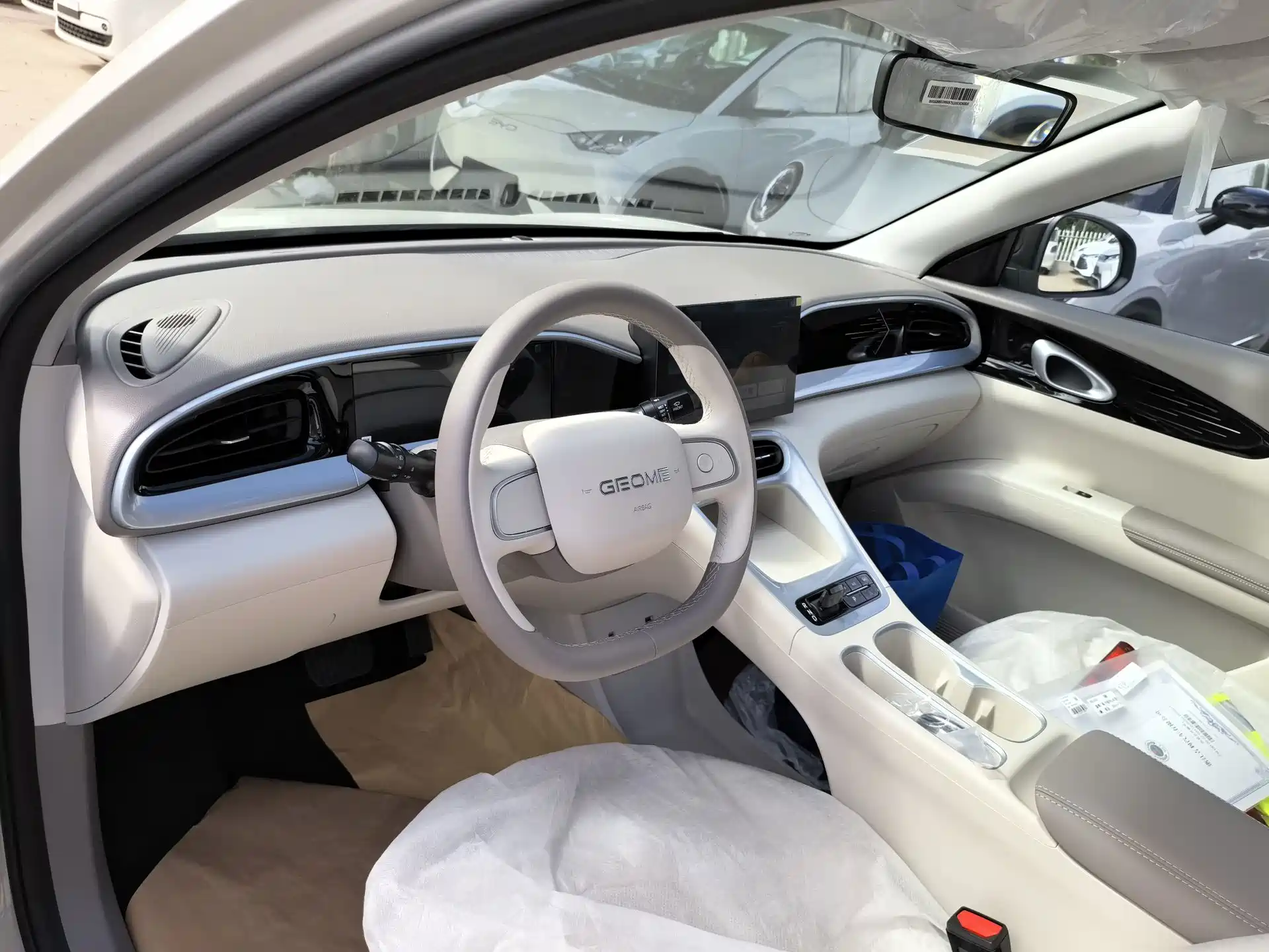 Фото 9 - Geely Galaxy Starry Wish