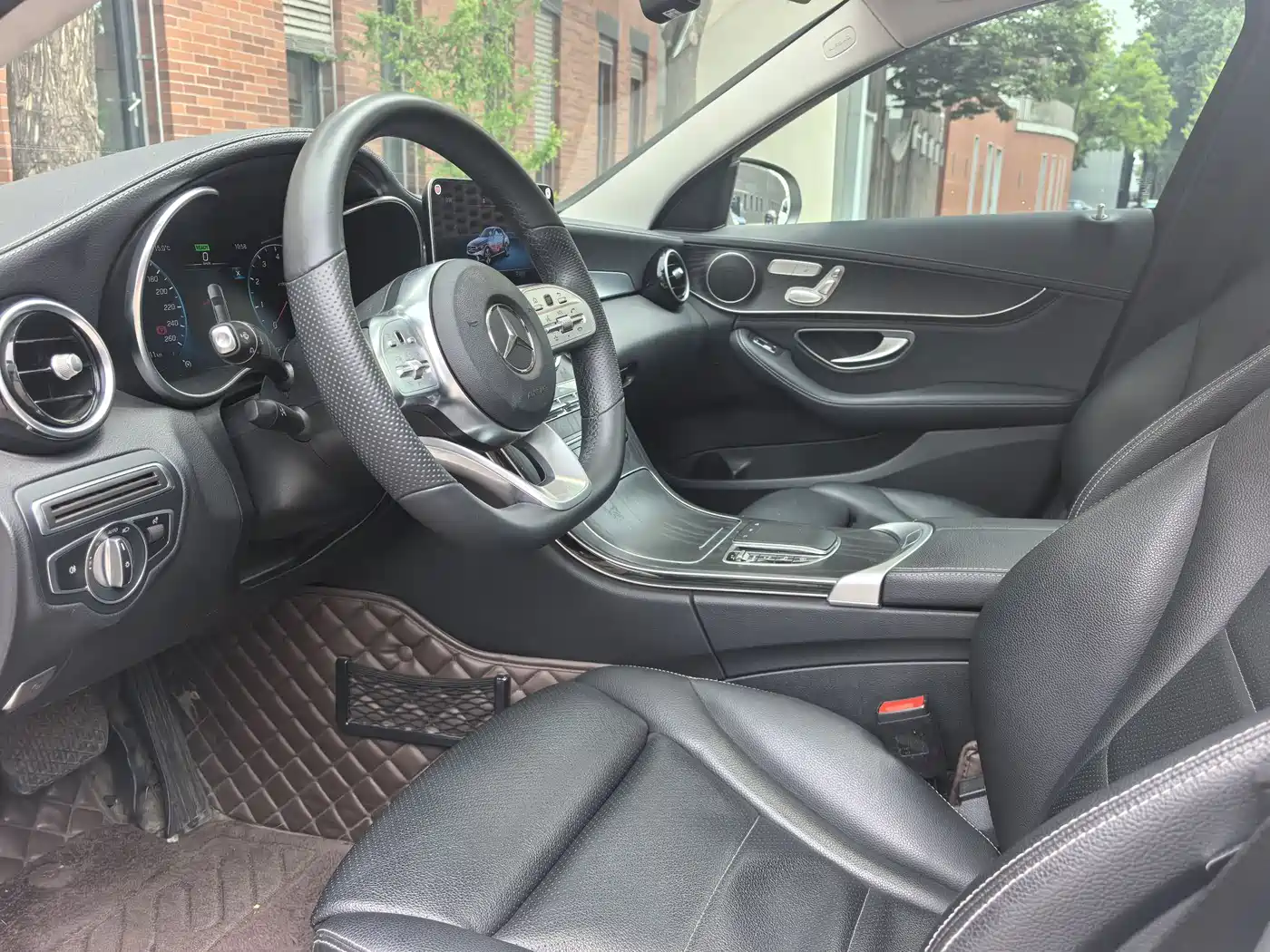 Mercedes-Benz C-Class 2020 Facelift C 260 L Sport фото 11