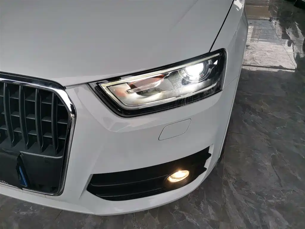 Audi Q3 2015 35 TFSI quattro Millionth Anniversary Premium фото 24