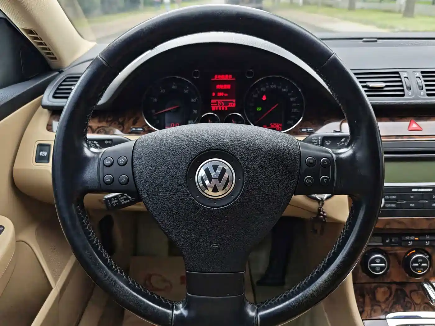 Photo 11 - Volkswagen Magotan