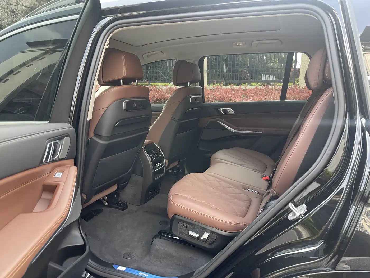 BMW X7 2023 xDrive40i Leading Luxury Package фото 11