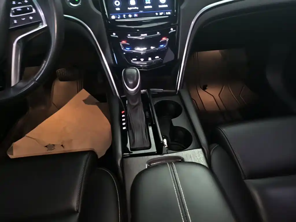 Cadillac XTS 2018 28T Technology фото 14