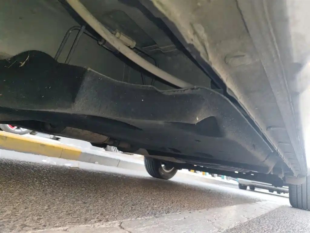 Buick GL8 2018 28T Premium Model China VI фото 20