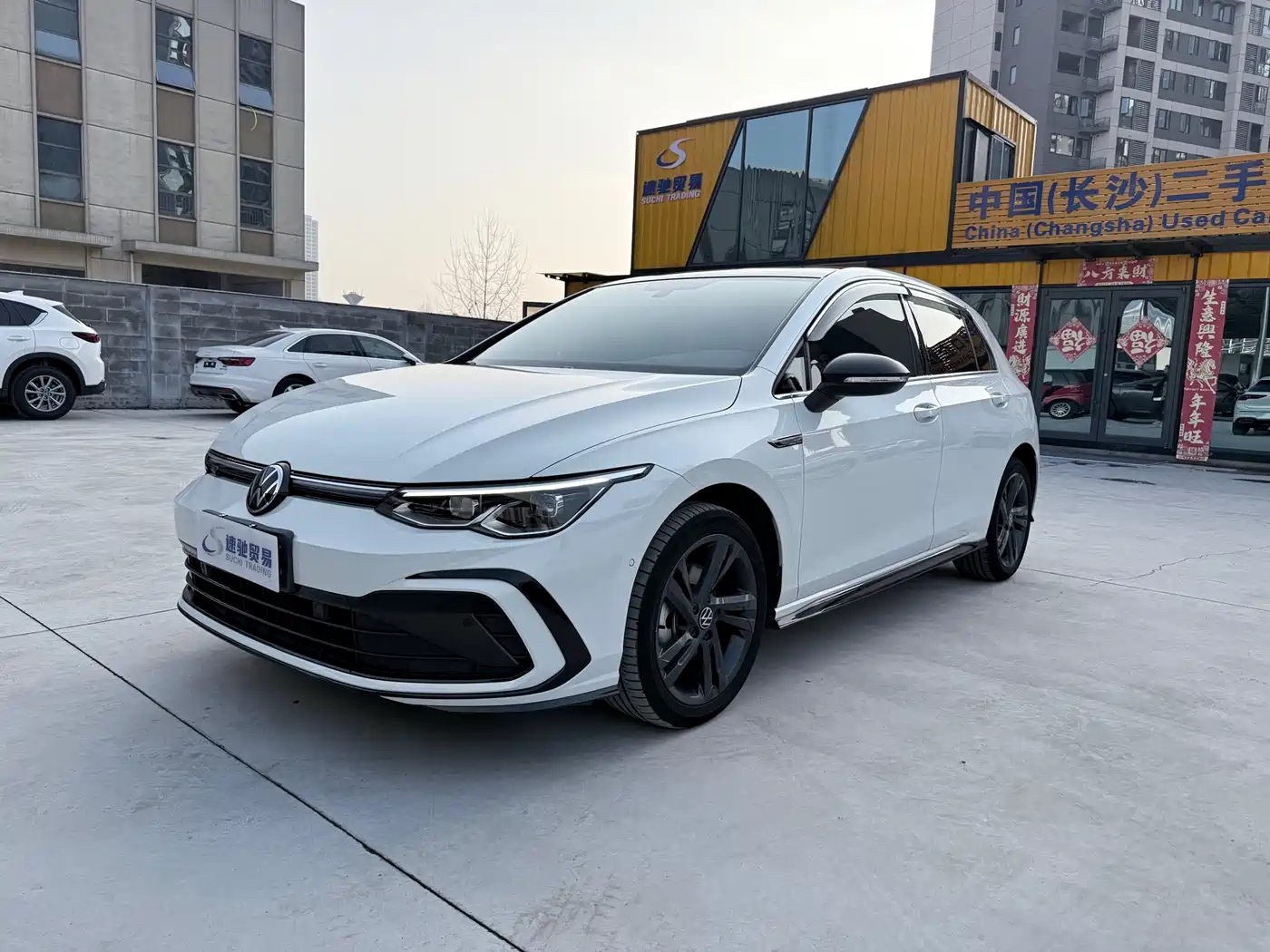 Volkswagen Golf 2023 Model 280TSI DSG R-Line