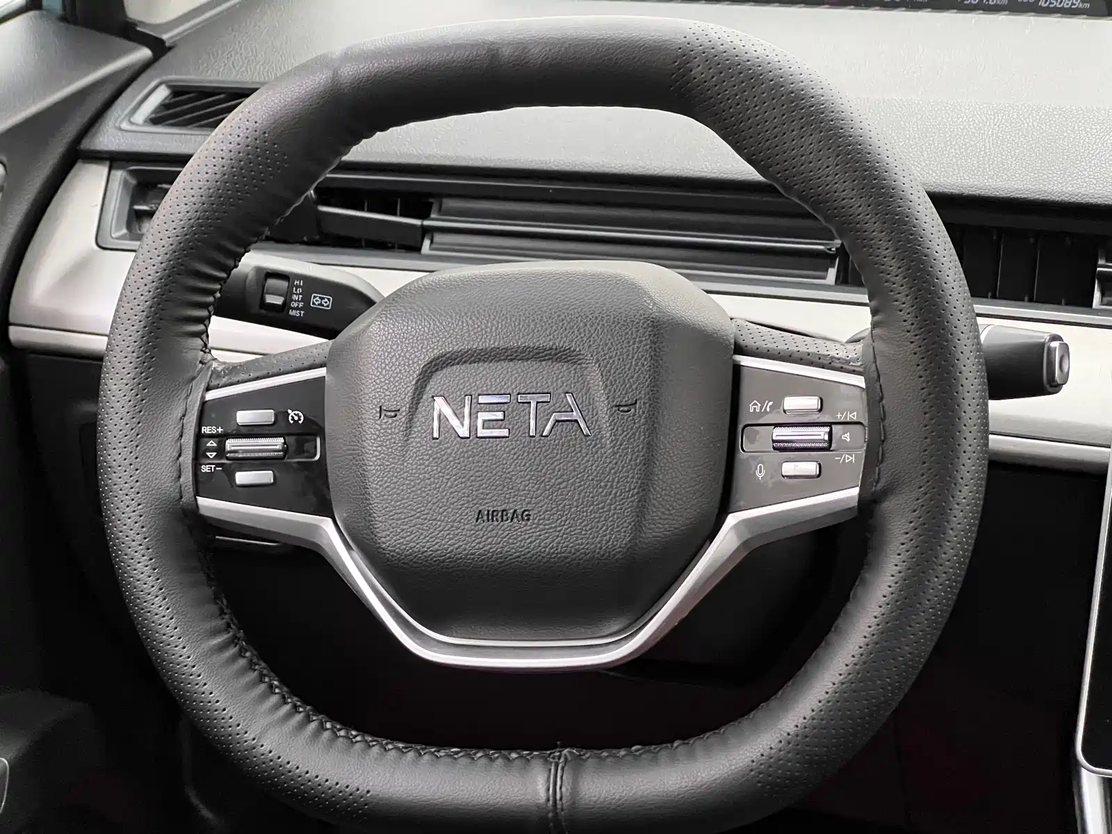 صورة 21 - Nezha Auto Nezha V