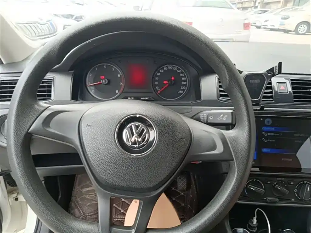 Volkswagen Santana 2017 Gran Santana 1.6L Auto Trendline фото 11