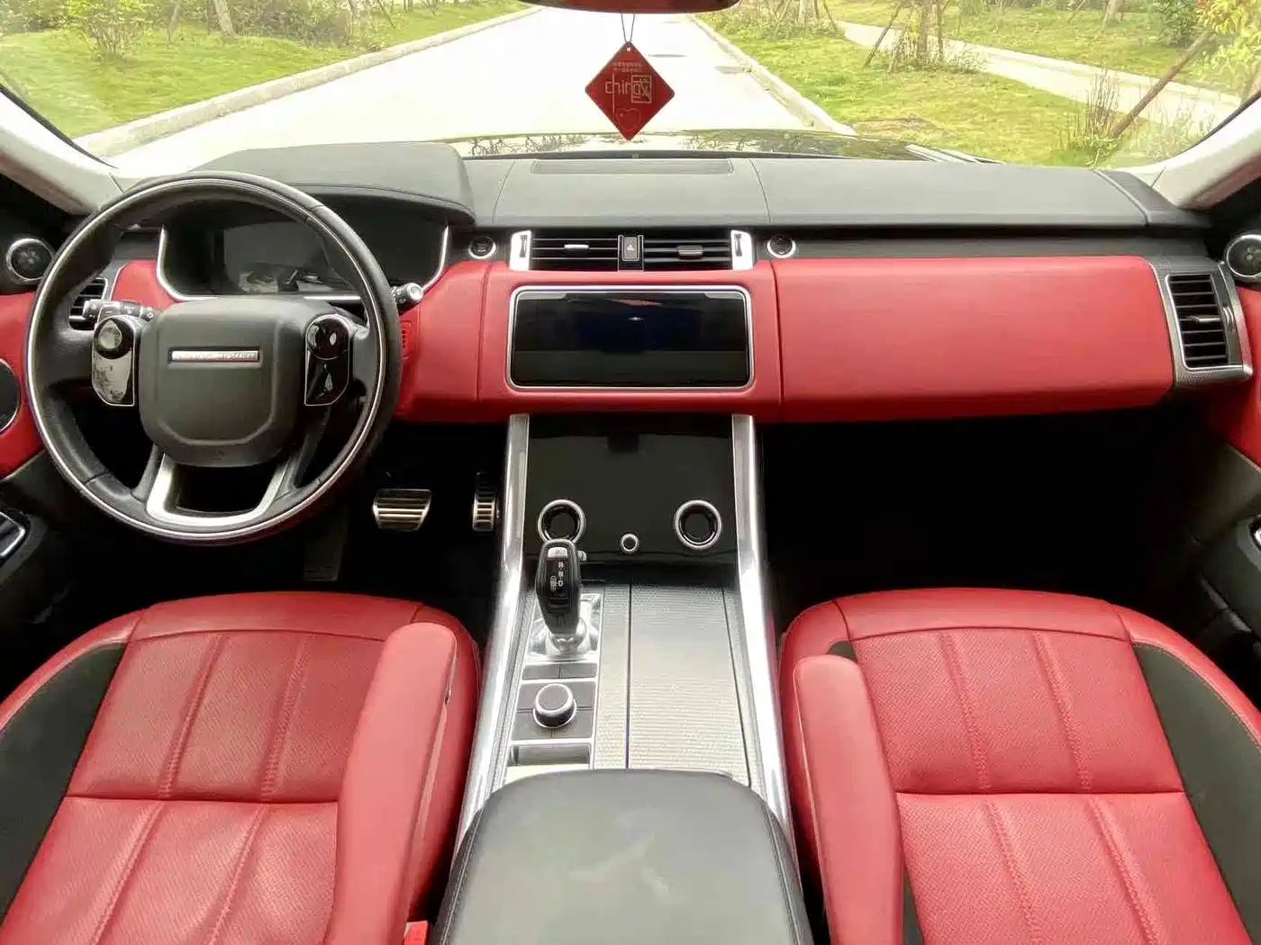 Land Rover Range Rover Sport 2020 3.0 L6 SE фото 6