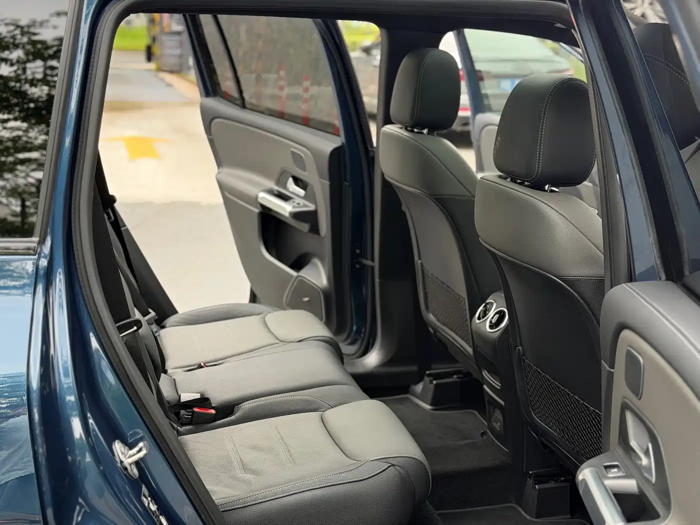Mercedes-Benz GLB AMG 2022 AMG GLB 35 4MATIC фото 14