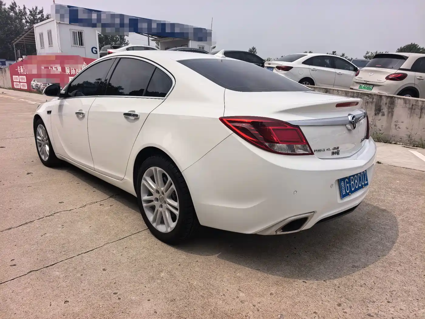 Photo 6 - Buick Regal