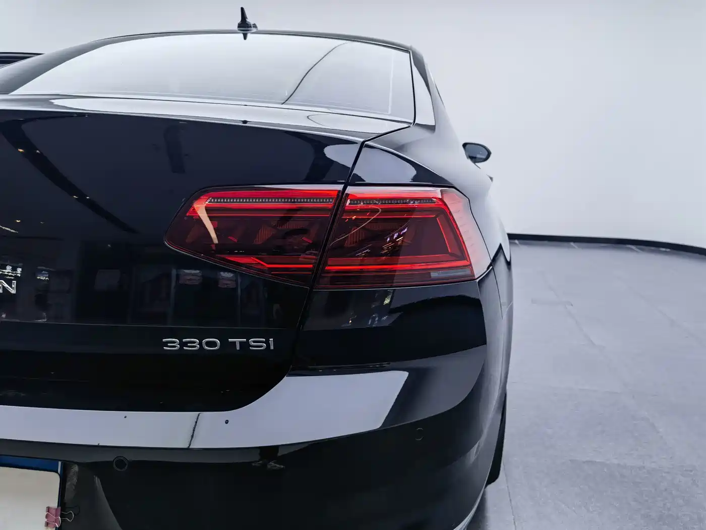 Volkswagen Magotan 2021 330TSI DSG 30th Anniversary Edition фото 16