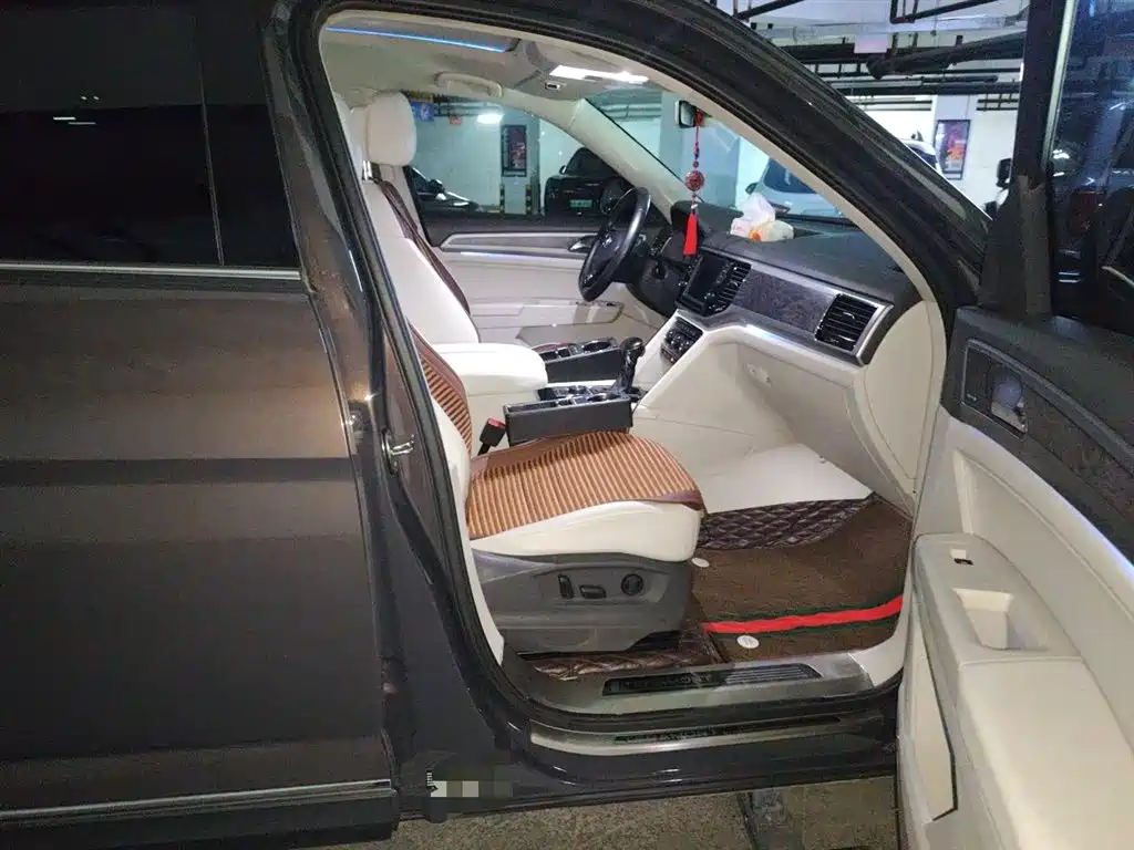 Volkswagen Teramont 2017 530 V6 4WD Flagship Edition фото 20