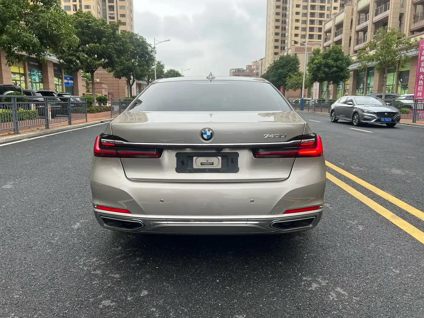 BMW 7 Series 2021 Model 740Li Leading Luxury Package фото 7